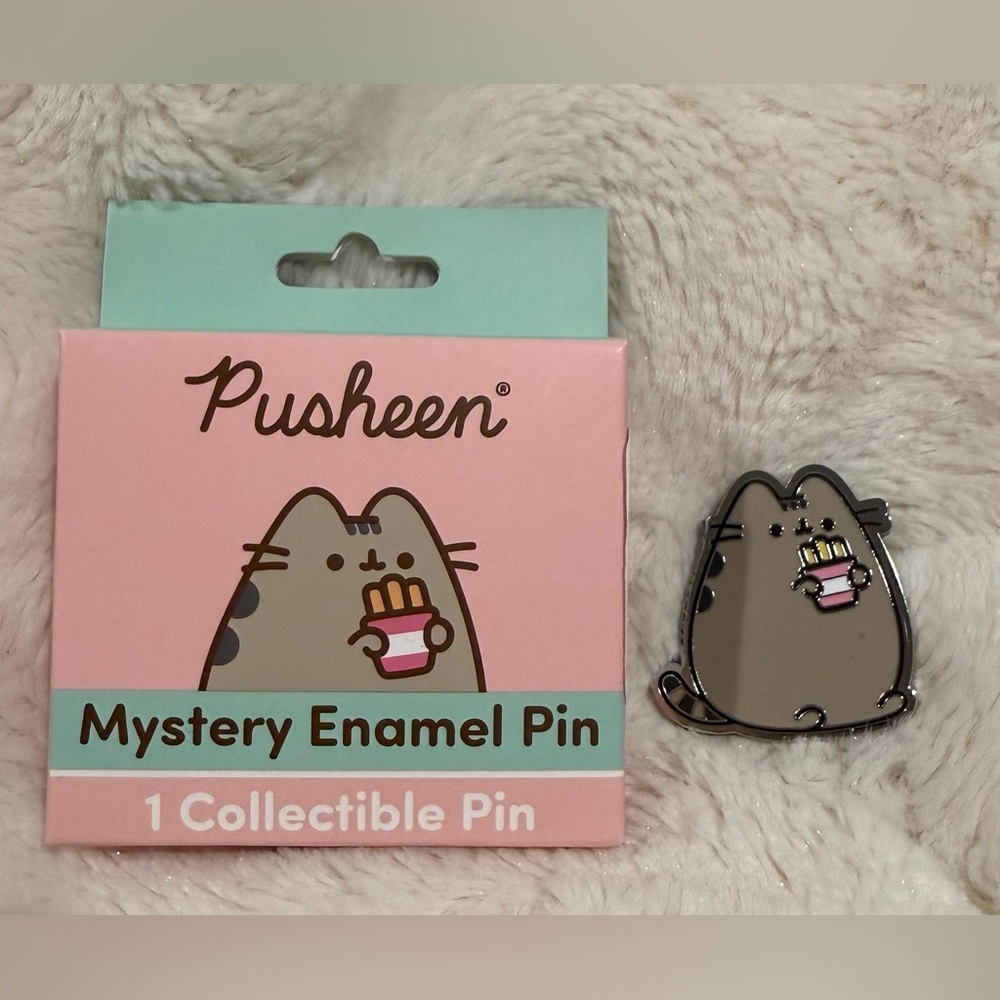 Pusheen Snacks Blind Box Enamel Pin Hot Topic Exclusive